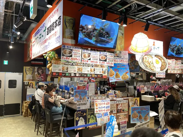 タイ料理ブースのカウンター