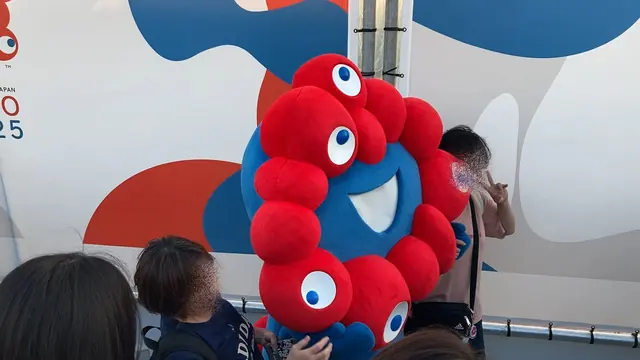 ミャクミャク特集 写真15 — 大阪・関西万博の公式キャラクター ミャクミャク