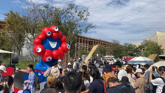 ミャクミャク特集 写真37 — 大阪・関西万博の公式キャラクター ミャクミャク