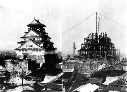 1930年建設中の鉄骨と1931年完成後の大阪城天守閣を並べた比較写真