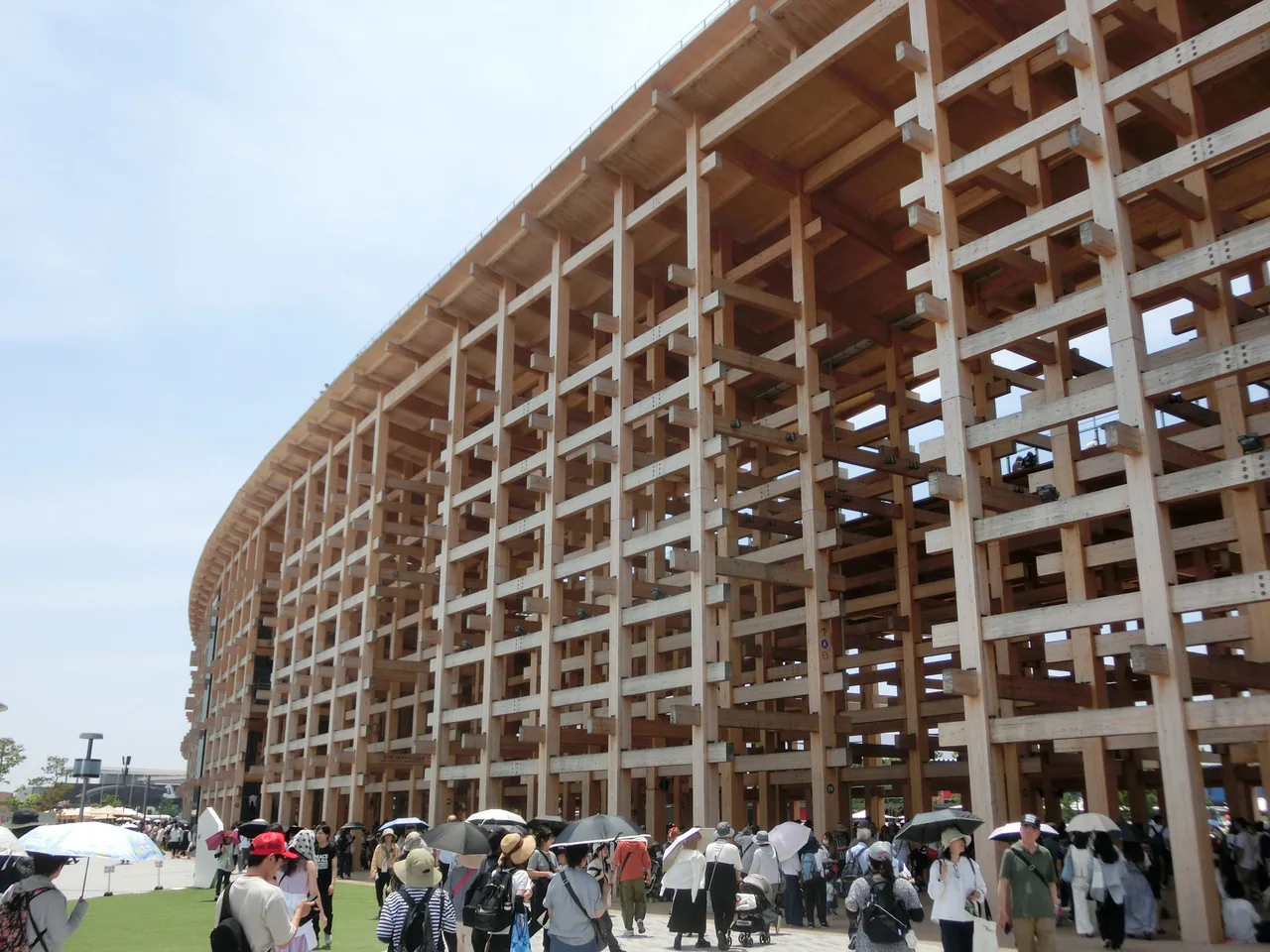 2025年大阪・関西万博の会場に建てられた木造の大屋根リング