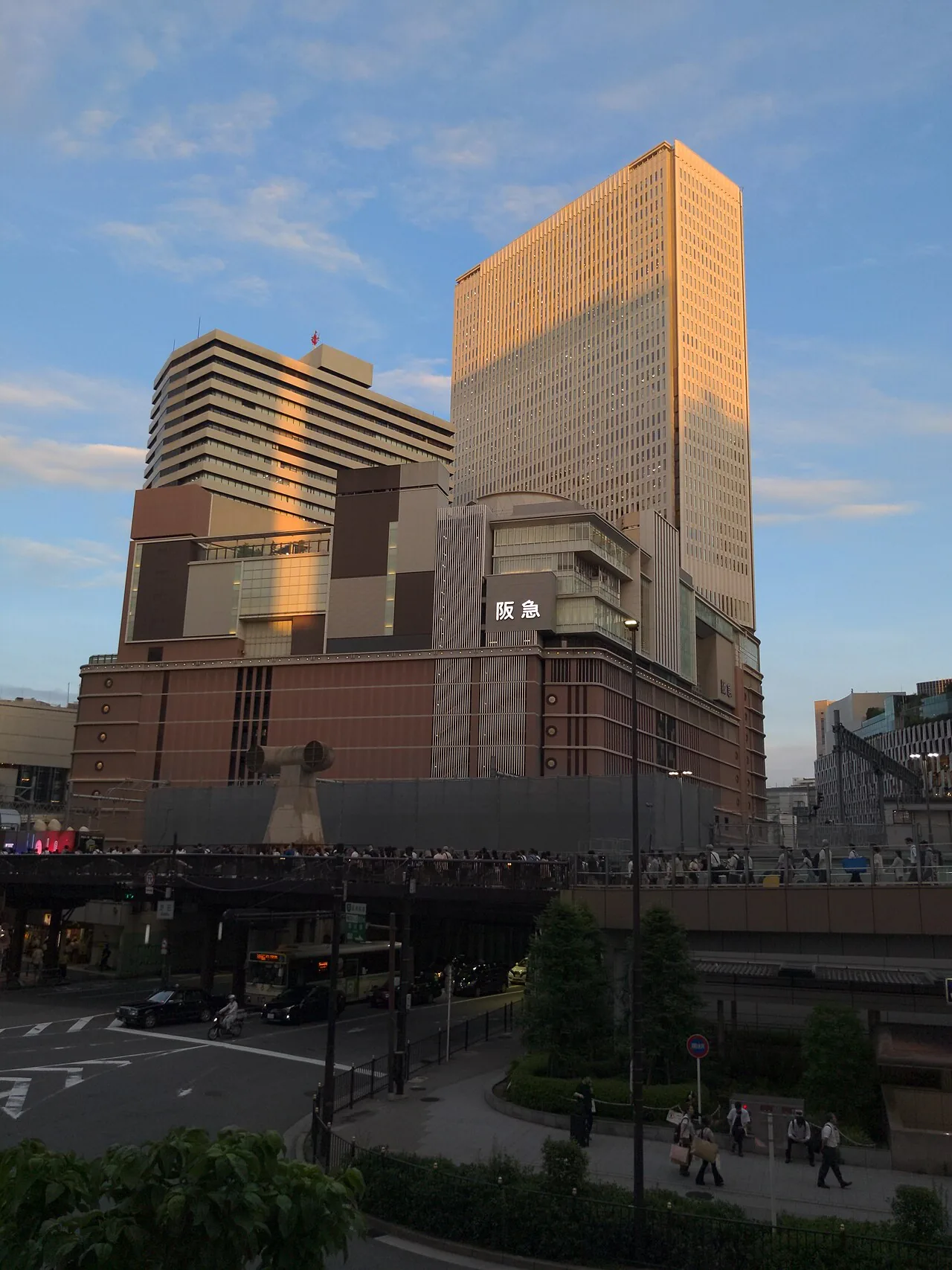 阪急うめだ本店の外観写真